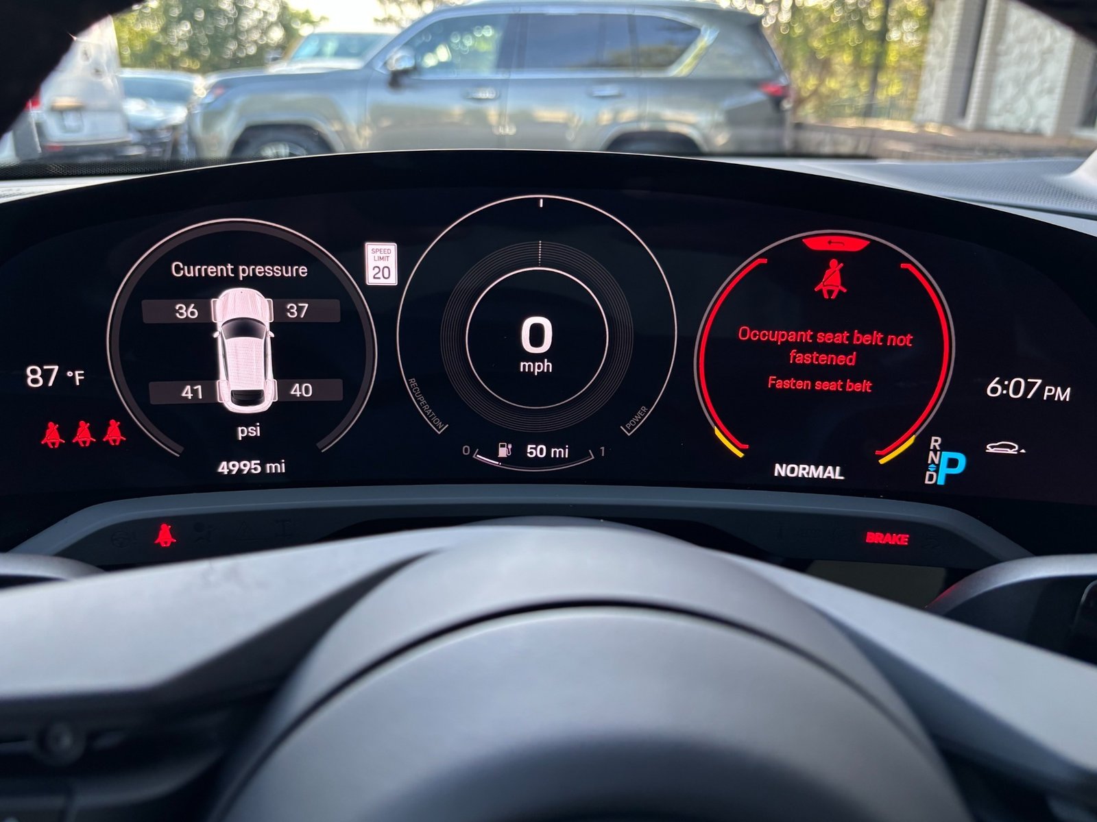 
								2023 Porsche Taycan Turbo Cross Turismo full									