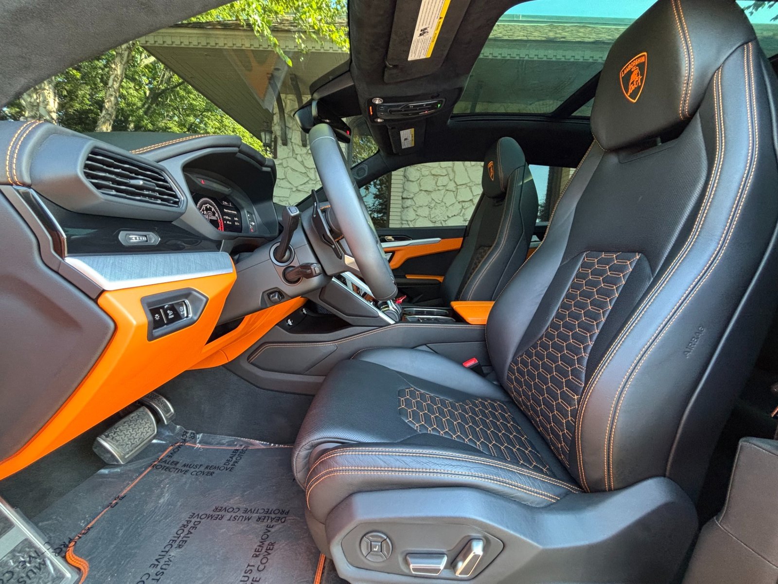 
								2021 Lamborghini Urus full									